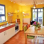 Ostsee,- Nixen,- Und Küstenhus Ferienhaus Lobbe