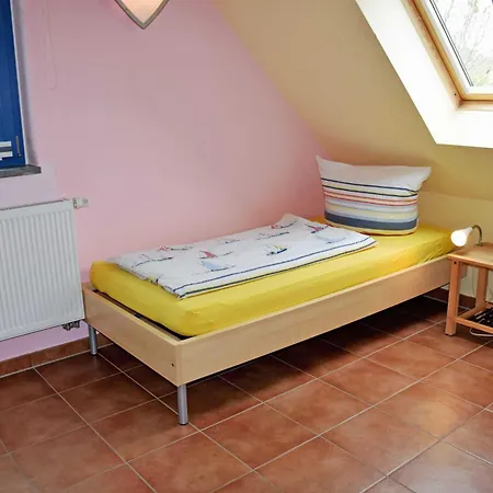 Zum Ostseestrand Mit Terrasse *