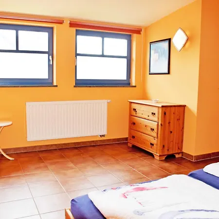 Zum Ostseestrand Mit Terrasse Hébergement de vacances *