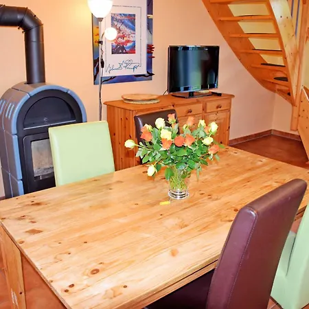 Hébergement de vacances Zum Ostseestrand Mit Terrasse