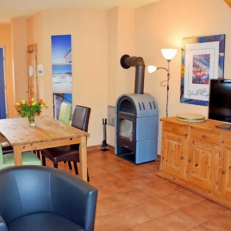 Hébergement de vacances Zum Ostseestrand Mit Terrasse Lobbe
