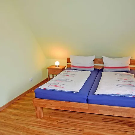 Zum Ostseestrand Mit Terrasse * Lobbe