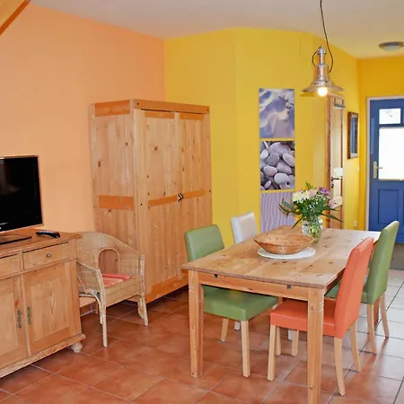 Hébergement de vacances Zum Ostseestrand Mit Terrasse Lobbe