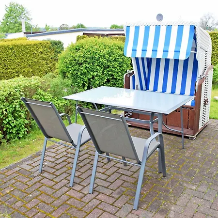 Zum Ostseestrand Mit Terrasse *