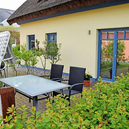 Hébergement de vacances Zum Ostseestrand Mit Terrasse *