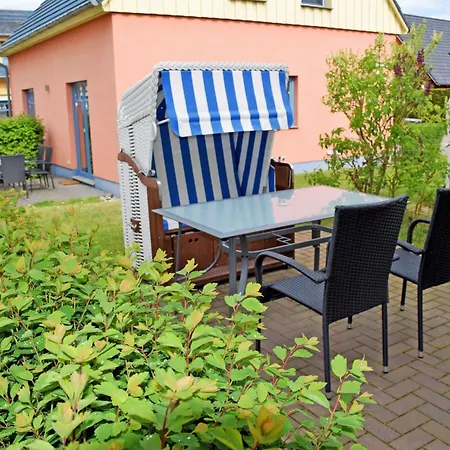 Hébergement de vacances Zum Ostseestrand Mit Terrasse Lobbe