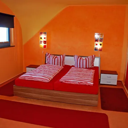 Zum Ostseestrand Mit Terrasse * Lobbe