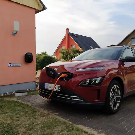 Zum Ostseestrand Mit Terrasse Hébergement de vacances