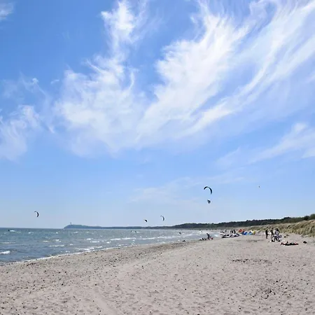 Zum Ostseestrand Mit Terrasse Lobbe